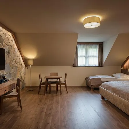 Resort Sobotin Отель 4*