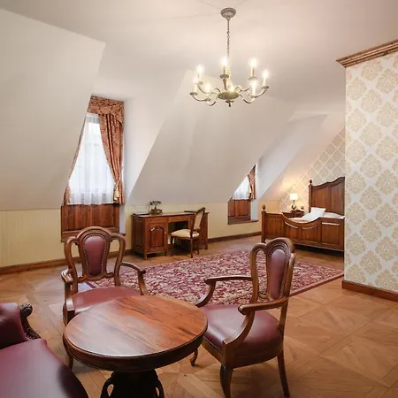 Отель Resort Sobotin 4*