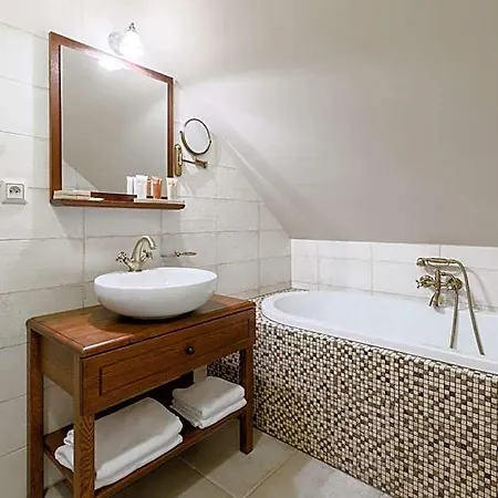 מלון Resort Sobotin