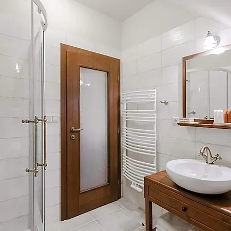 Resort Sobotin מלון
